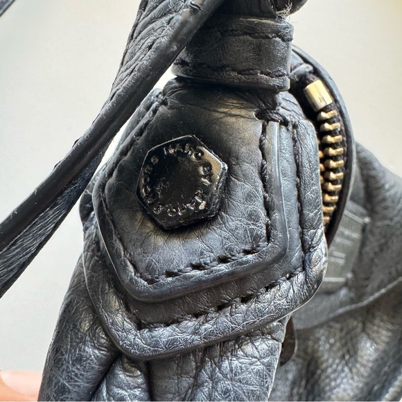 Marc by Marc Jacob’s Q Mini Natasha Black Leather Crossbody Bag - Picture 8 of 11